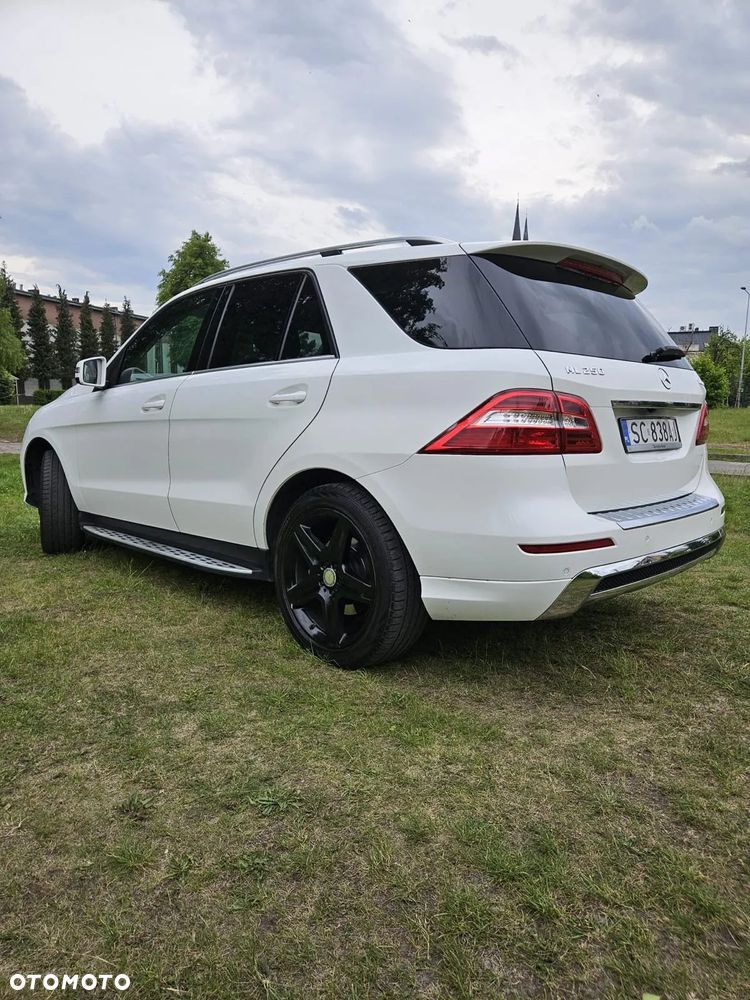 Mercedes-Benz ML 250 BlueTec 4-Matic - 4