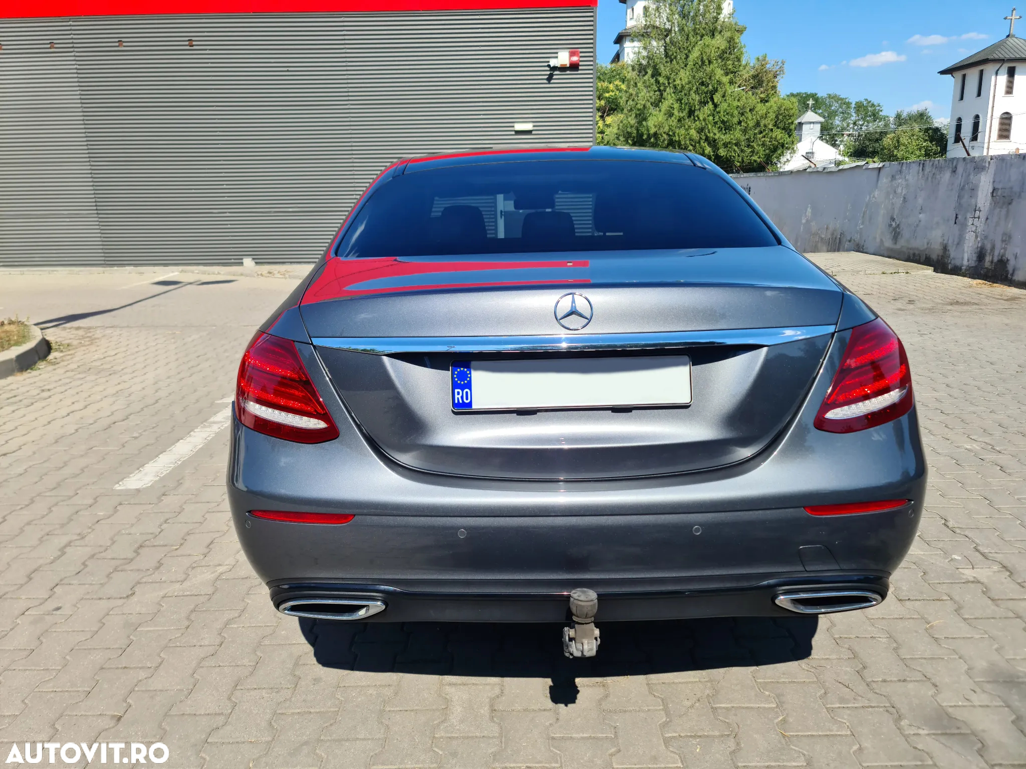 Mercedes-Benz E - 7