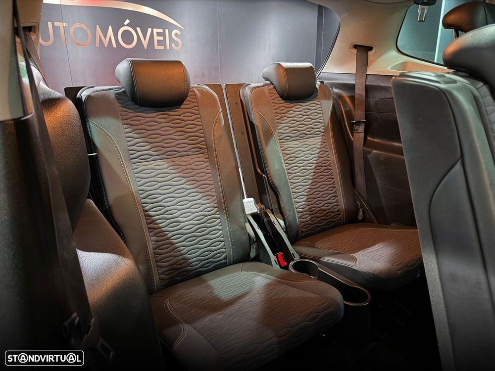 Opel Zafira 2.0 CDTi Executive - 32