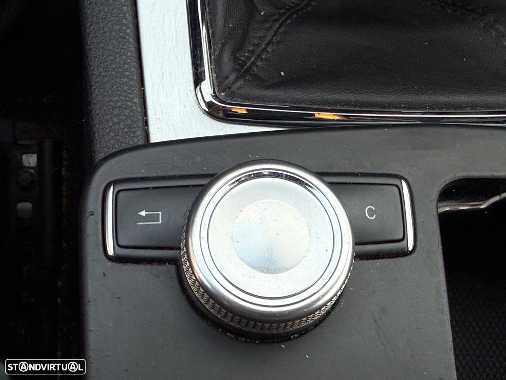 Mercedes-Benz E 220 CDI Avantgarde BlueEfficiency - 29