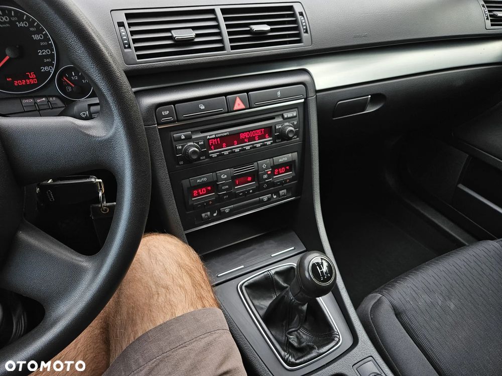 Audi A4 Avant - 7