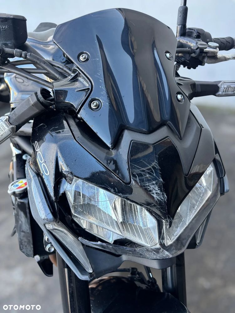 Kawasaki Z 900 - 17