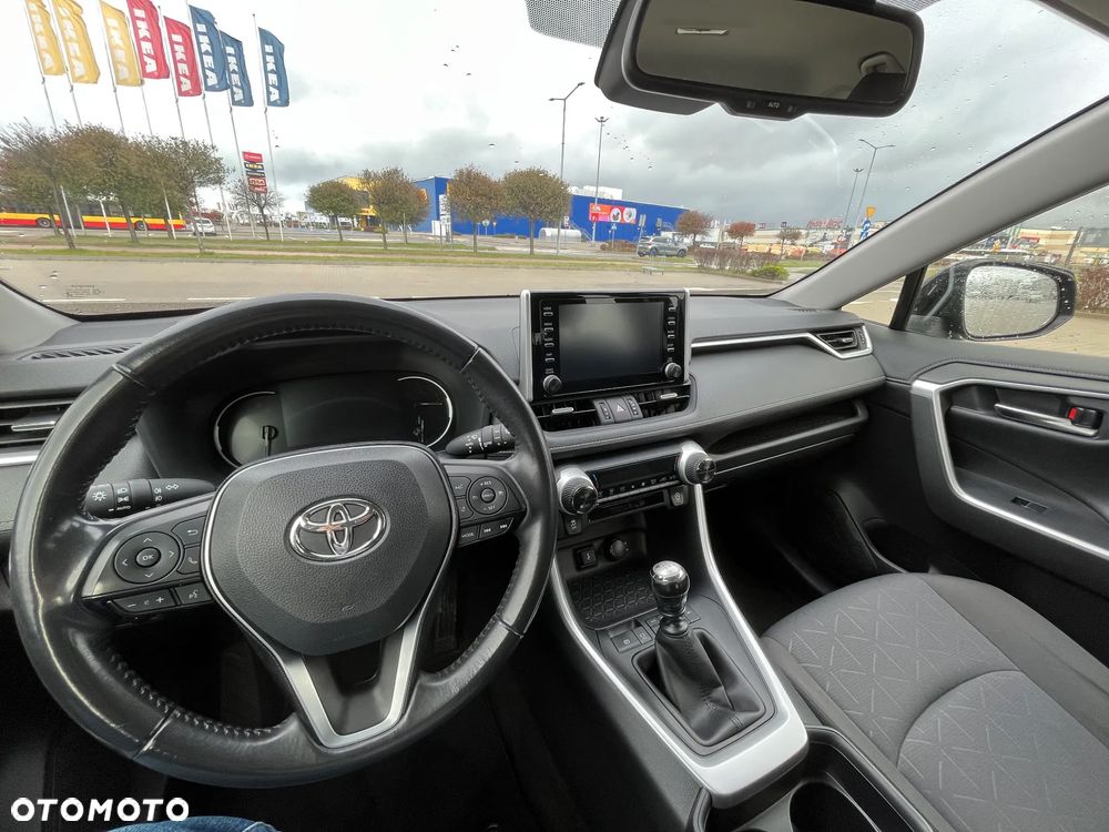 Toyota RAV4 2.0 Comfort 4x2 - 11