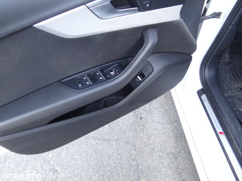 Audi A4 Avant 2.0 TDI S tronic sport - 11