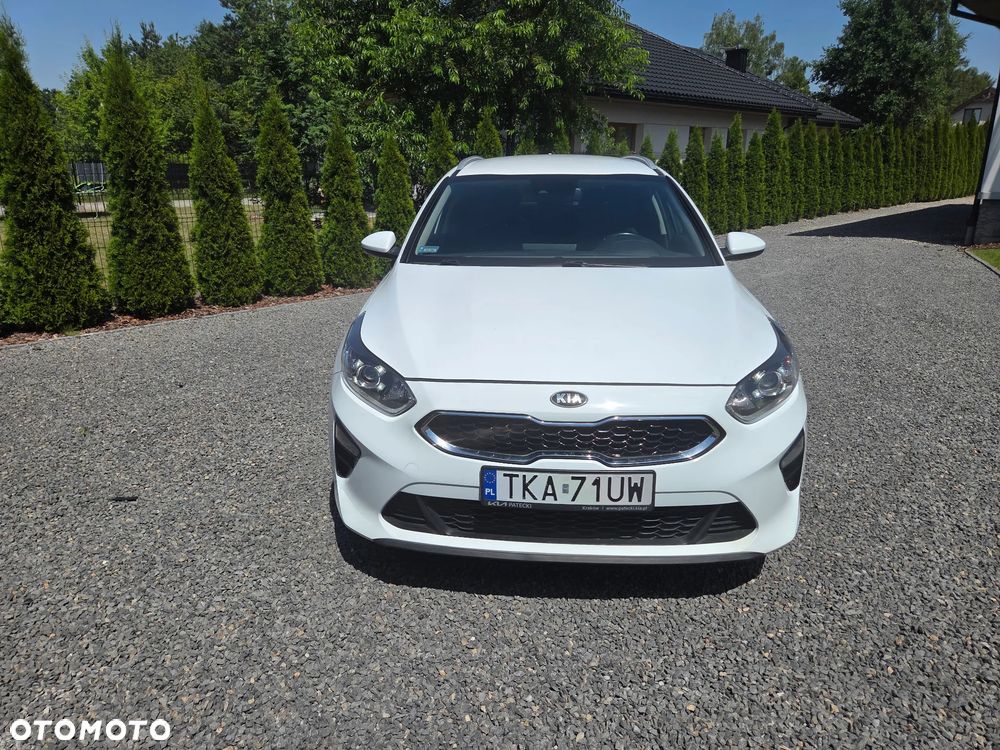 Kia Ceed 1.6 CRDi mHEV L Business Line DCT - 9