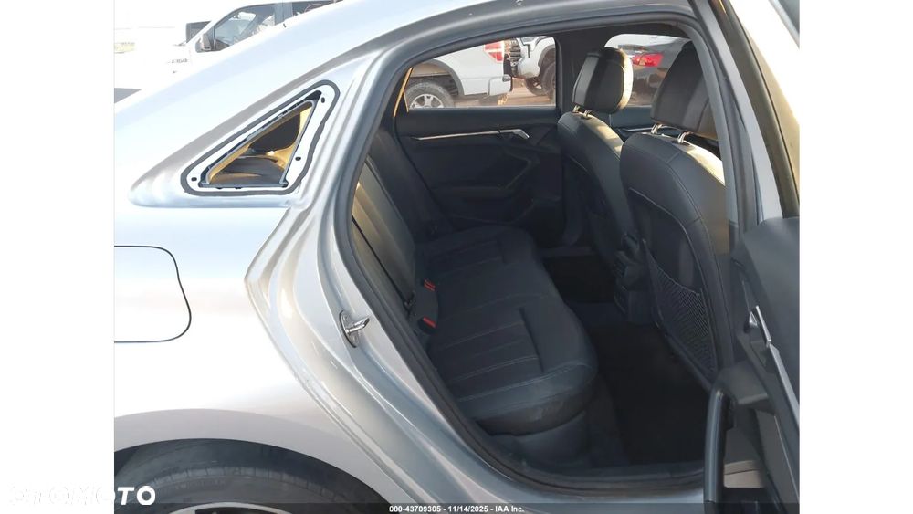 Audi A3 Sportback - 12