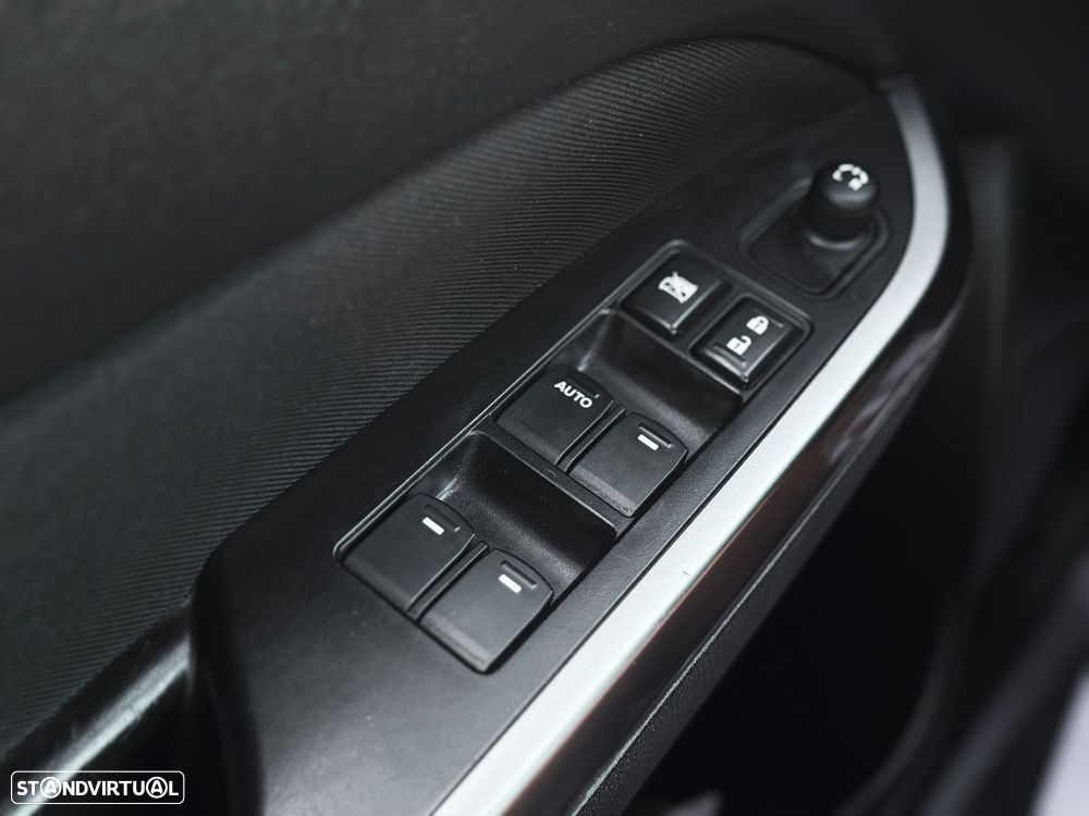 Suzuki Vitara 1.0T GLE AT - 14