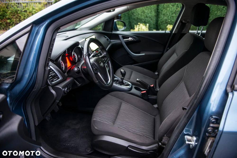 Opel Astra 1.4 EcoFLEX Innovation - 18