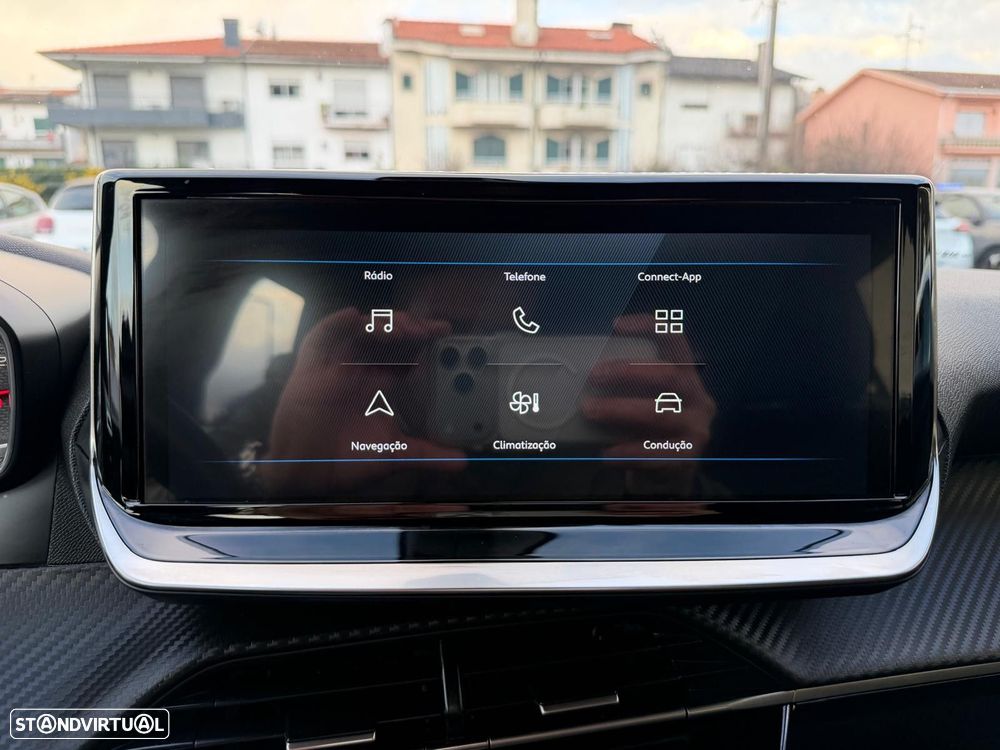 Peugeot 2008 1.2 PureTech Style - 24