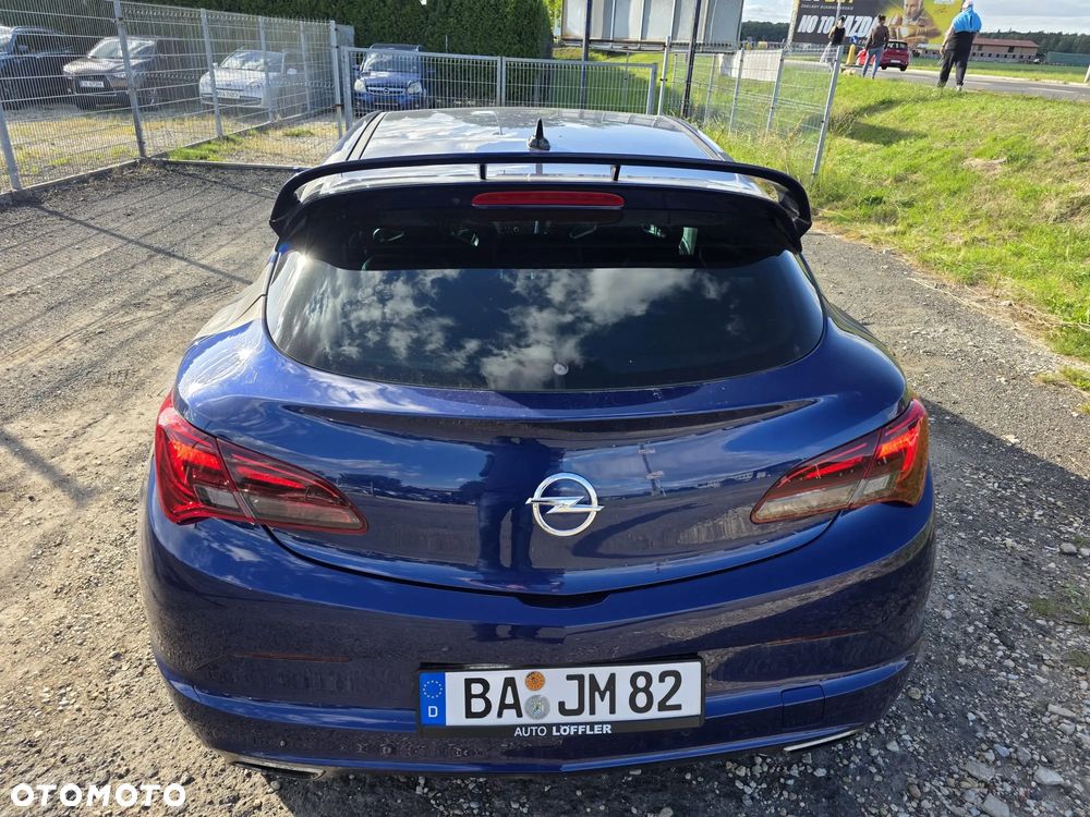 Opel Astra - 4
