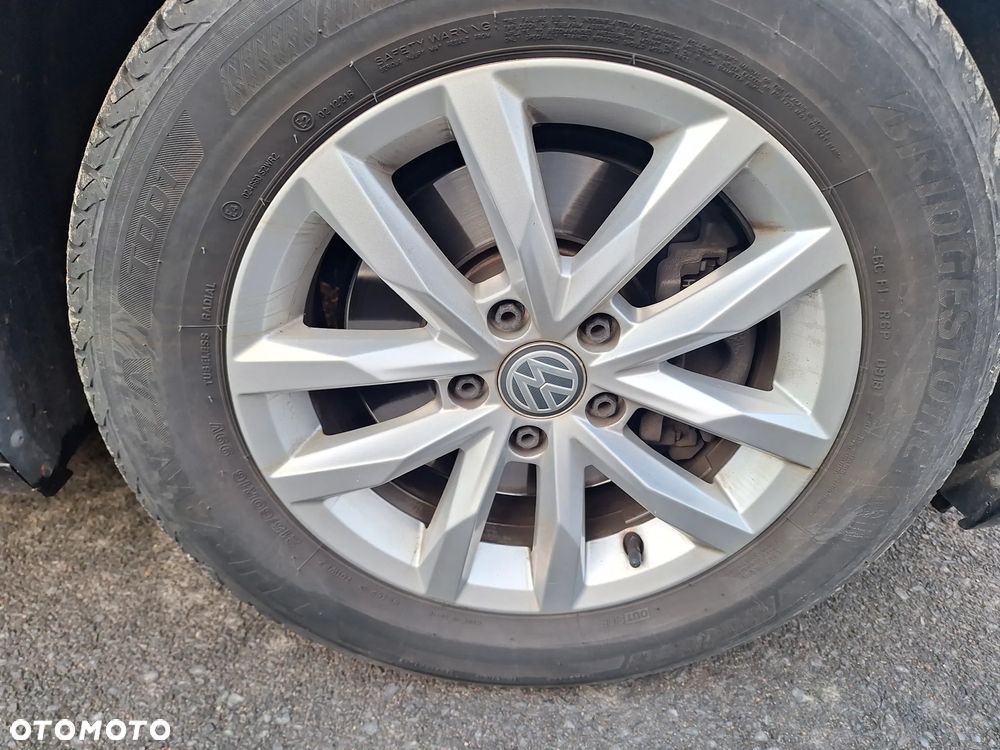 Volkswagen Passat 2.0 TDI SCR DSG Comfortline - 18