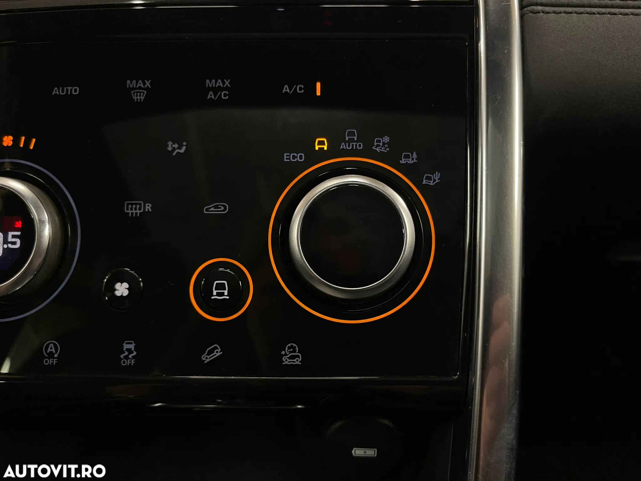 Land Rover Discovery Sport 2.0 P200 MHEV - 31