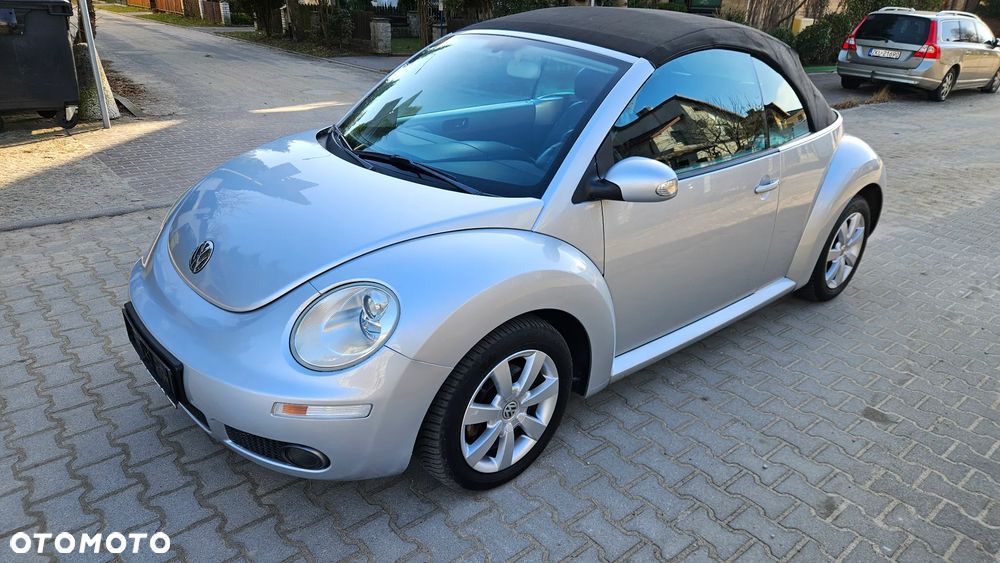 Volkswagen New Beetle 2.0 - 1