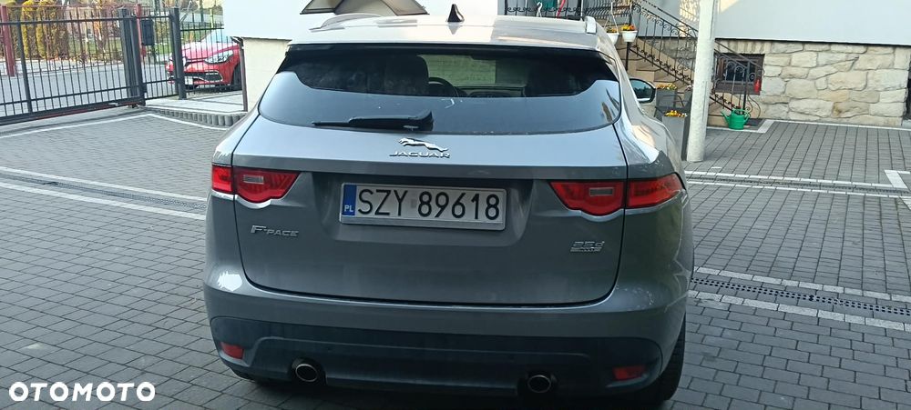 Jaguar F-Pace 2.0 i4D AWD Prestige - 4