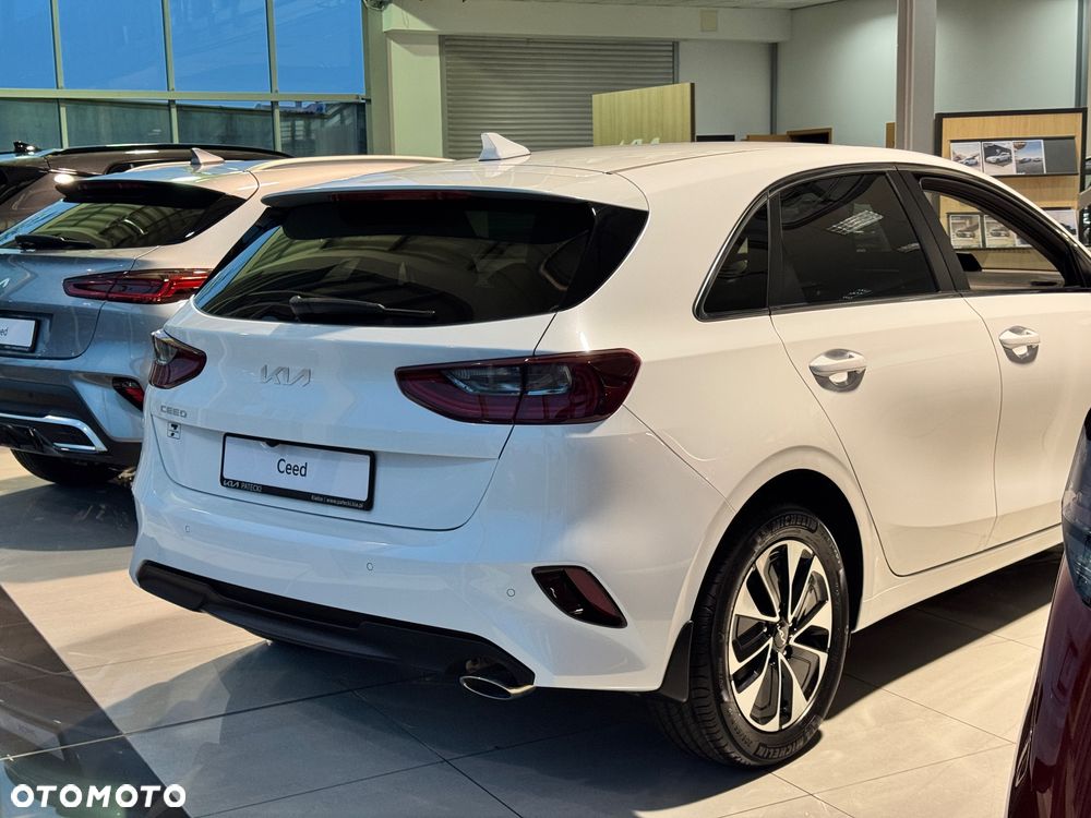 Kia Ceed 1.5 T-GDI M DCT - 5