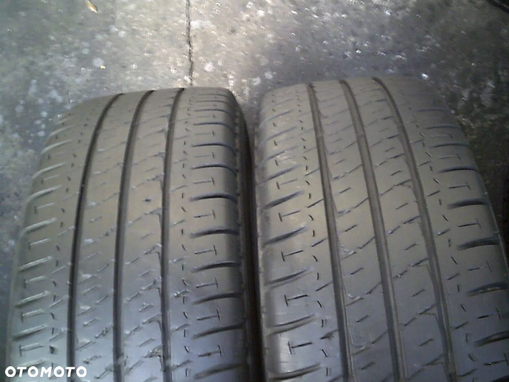2x MICHELIN Agilis 235/65R16C 5,7mm 6,1mm 2023 - 1