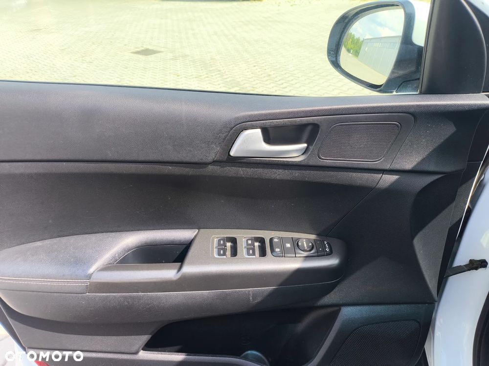 Kia Sportage 1.7 CRDI 2WD ISG Spirit - 18