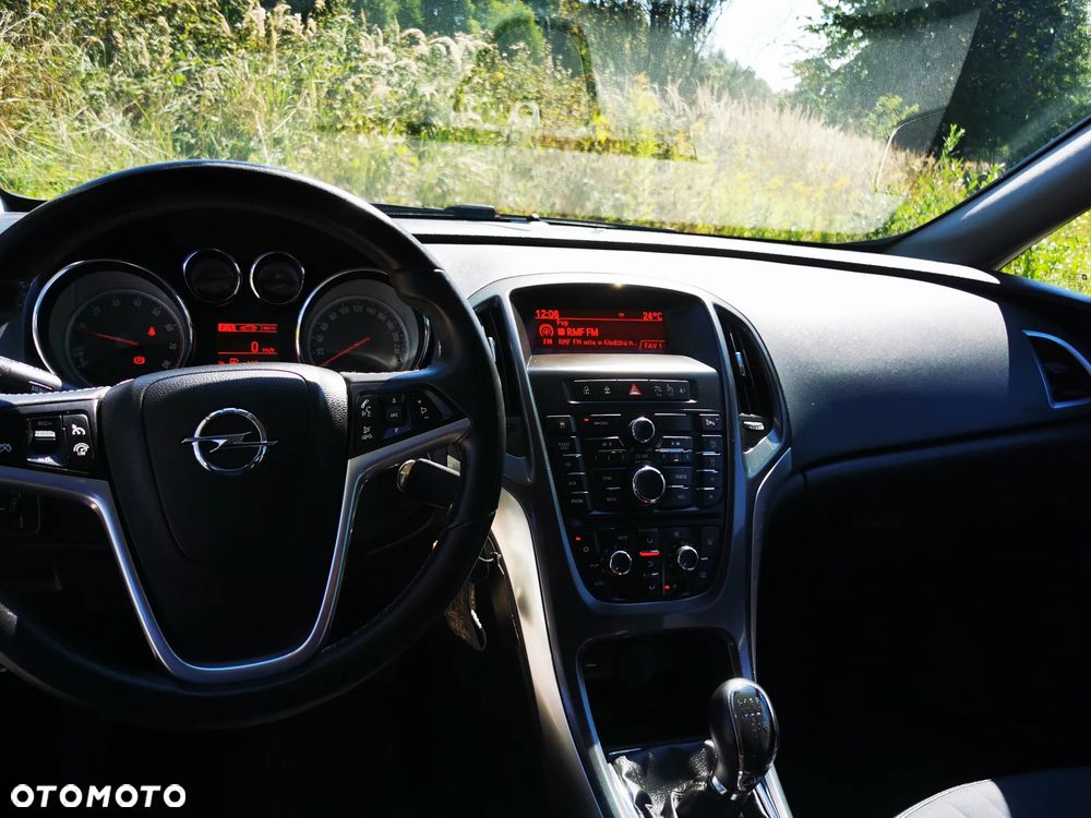 Opel Astra 1.4 Turbo - 15