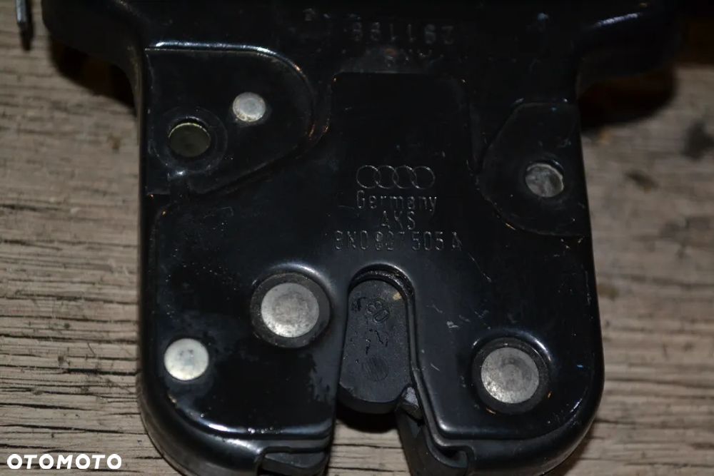 AUDI TT 8N ZAMEK TYLNEJ KLAPY BAGAŻNIKA 8N0827505A - 3