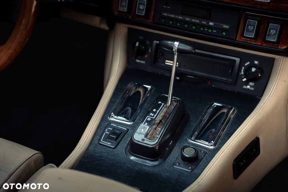 Jaguar XJS - 35