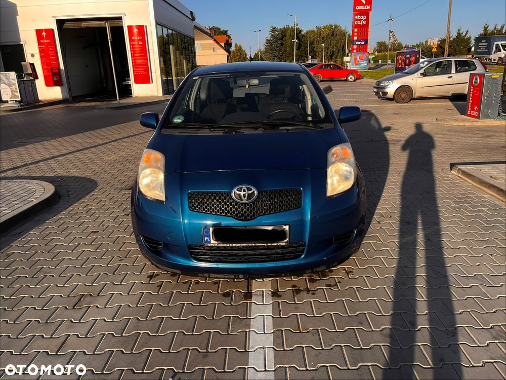 Toyota Yaris 1.3 - 2