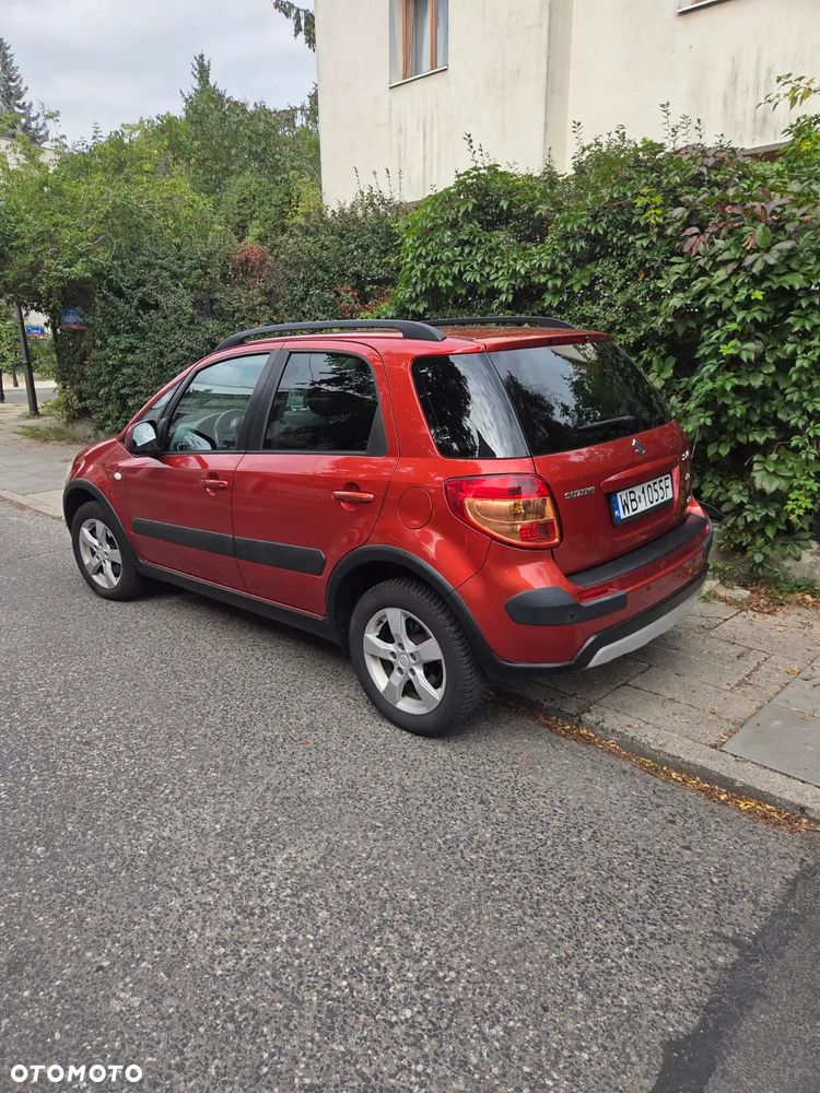 Suzuki Sx4 2011 photo 2