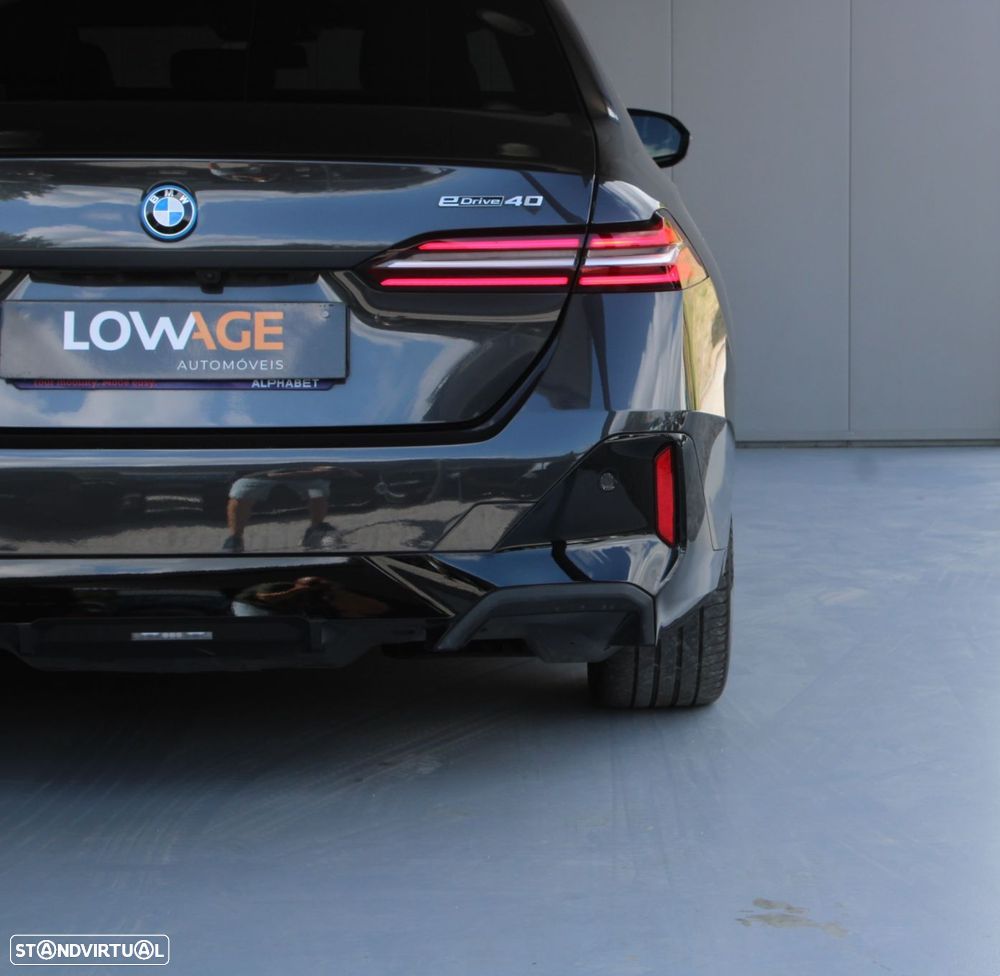 BMW i5 eDrive40 Pack Desportivo M - 14