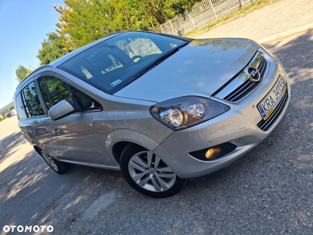 Opel Zafira 1.8 Sport - 1