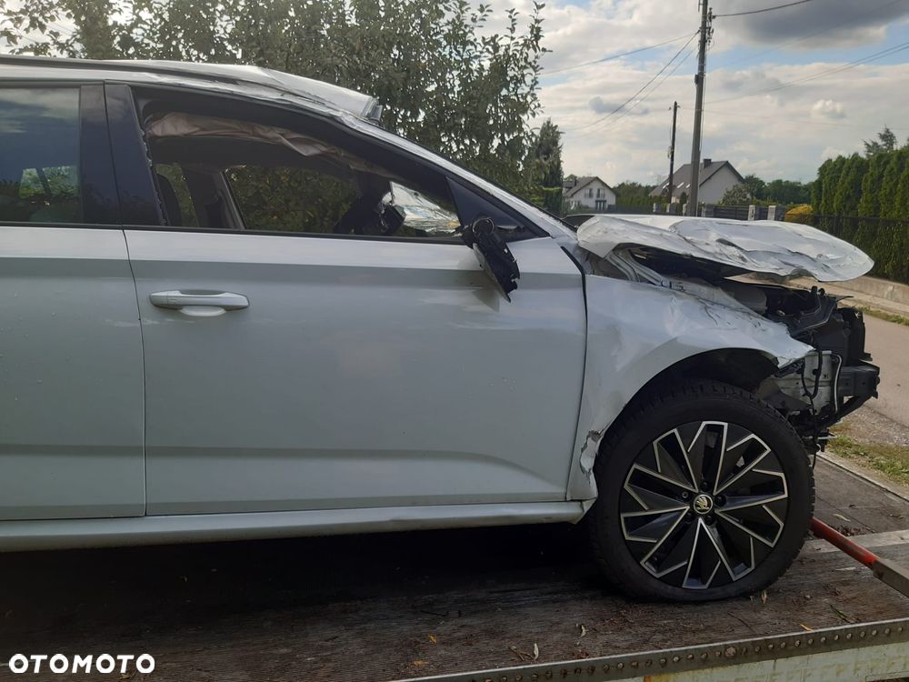 Skoda Kamiq 1.0 TSI Selection DSG - 8