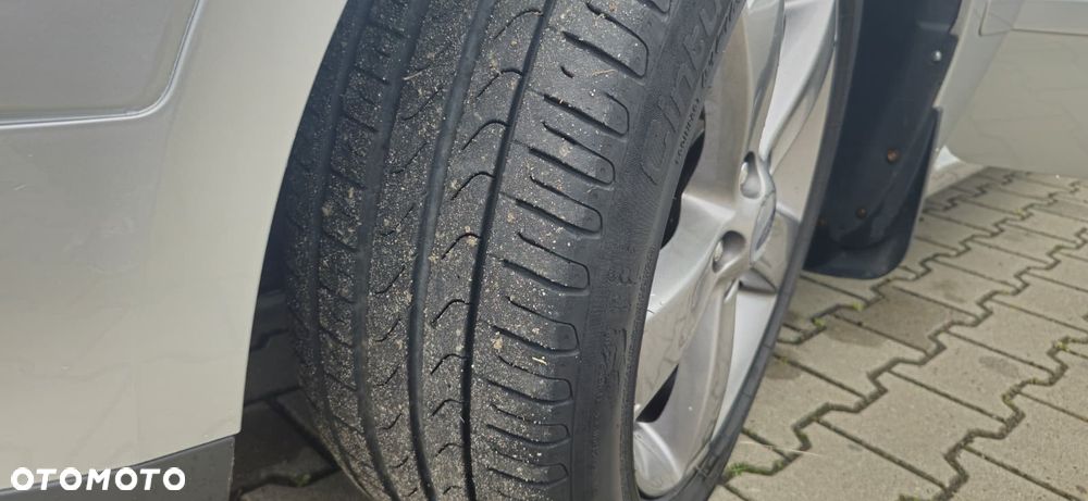 Ford S-Max 2.0 TDCi Titanium - 23