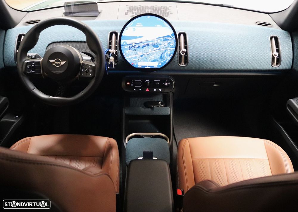 MINI Countryman E Favoured L - 31