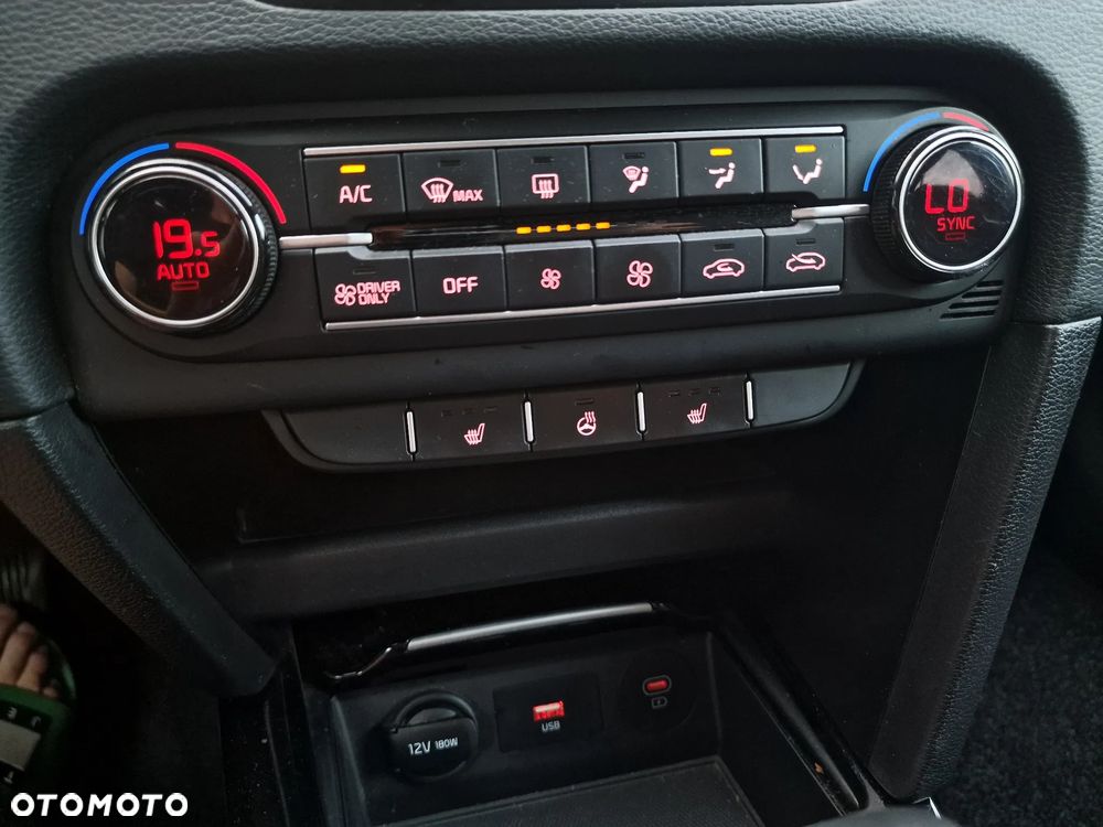 Kia Ceed 1.6 GDI PHEV XL DCT - 30