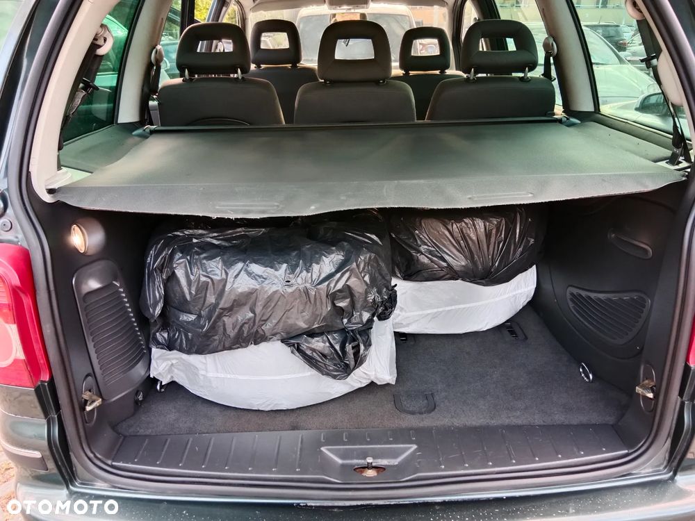 Volkswagen Sharan 1.9 TDI Trendline - 14