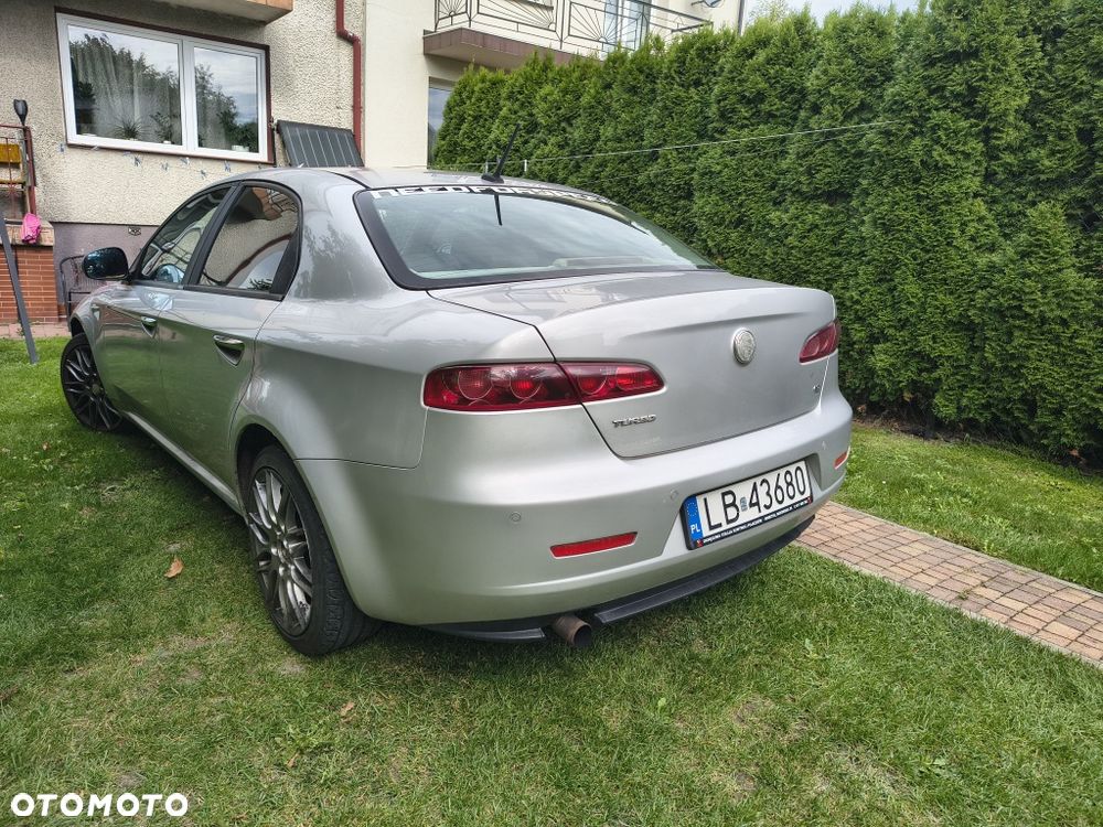 Alfa Romeo 159 - 5