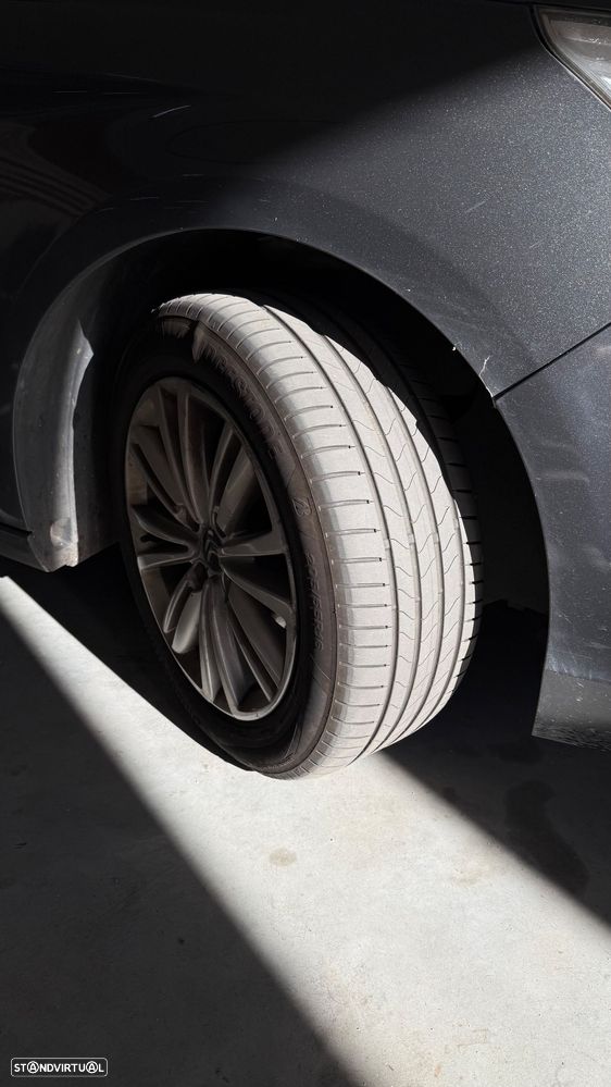 Citroën C4 1.6 HDi Exclusive J17 - 3