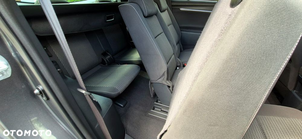 Toyota Verso 1.6 D-4D Premium 7os EU6 - 18