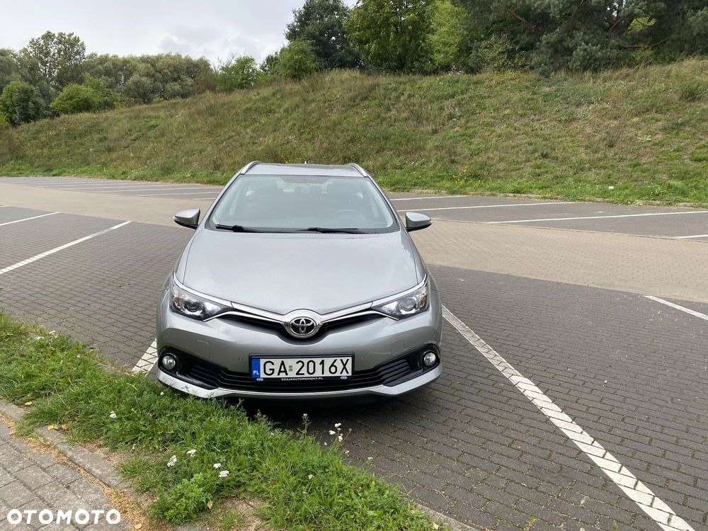 Toyota Auris 1.6 Active - 10