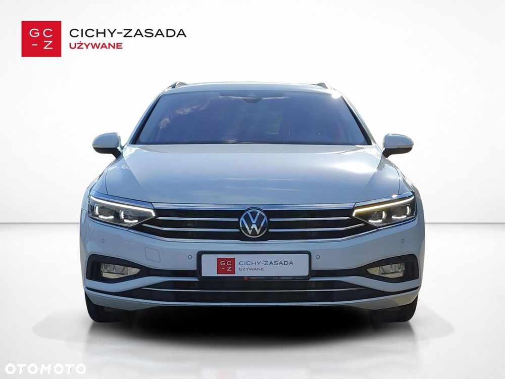 Volkswagen Passat - 8