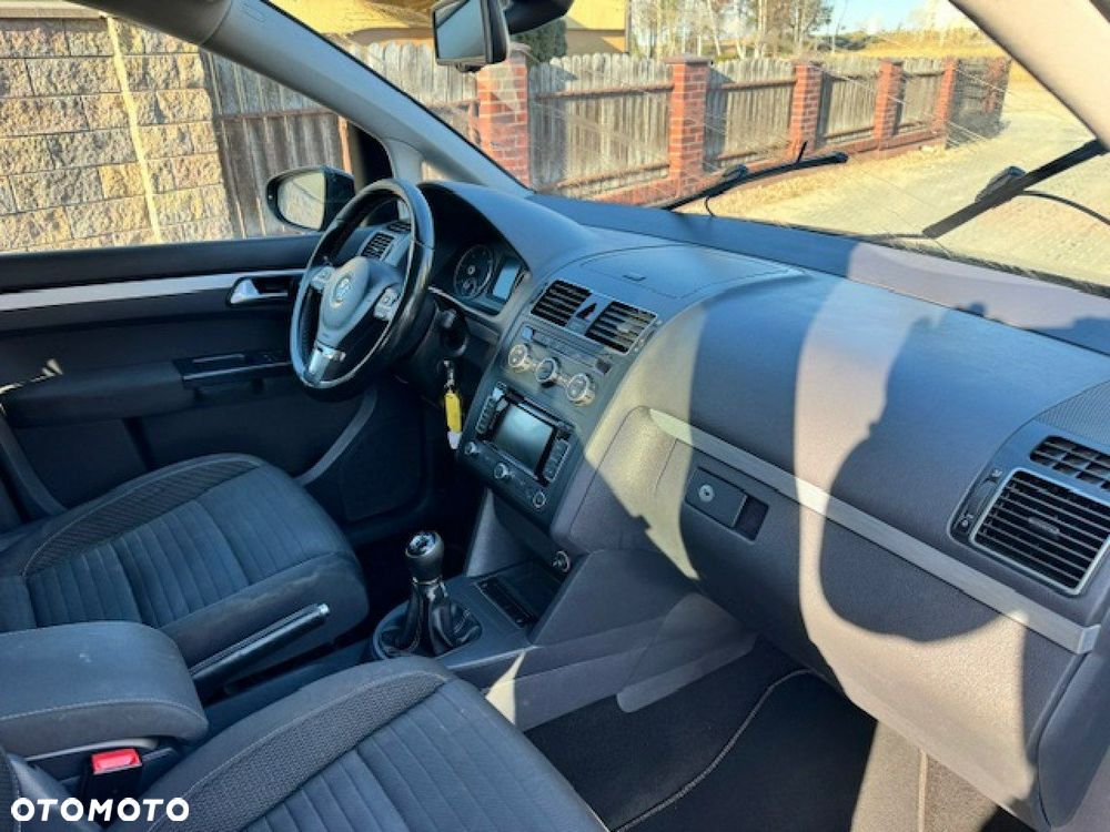 Volkswagen Touran 1.6 TDI DPF Comfortline - 6