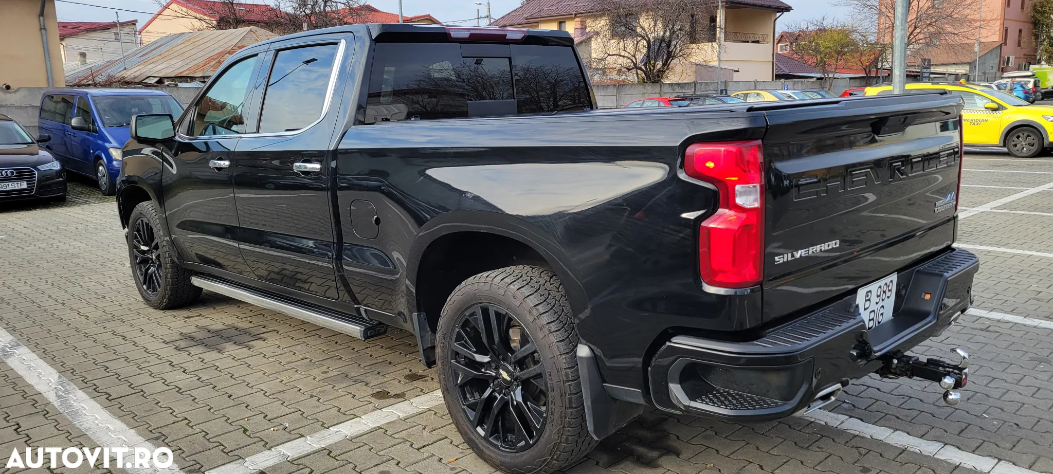 Chevrolet Silverado - 4