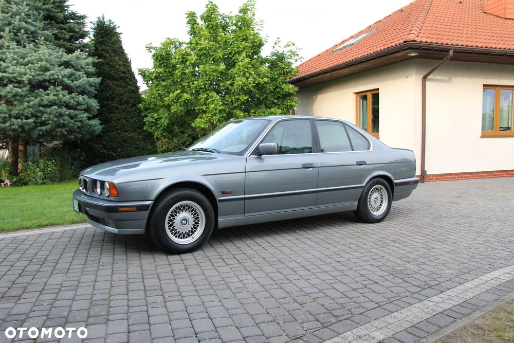 BMW Seria 5 540i - 3