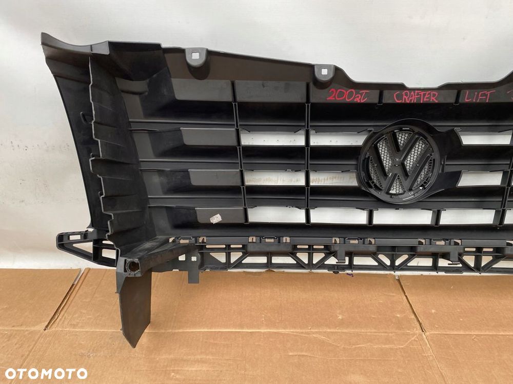 VW CRAFTER LIFT 2011- ATRAPA GRILL EMBLEMAT CHROM ORYGINALNA 2E0853653 - 11
