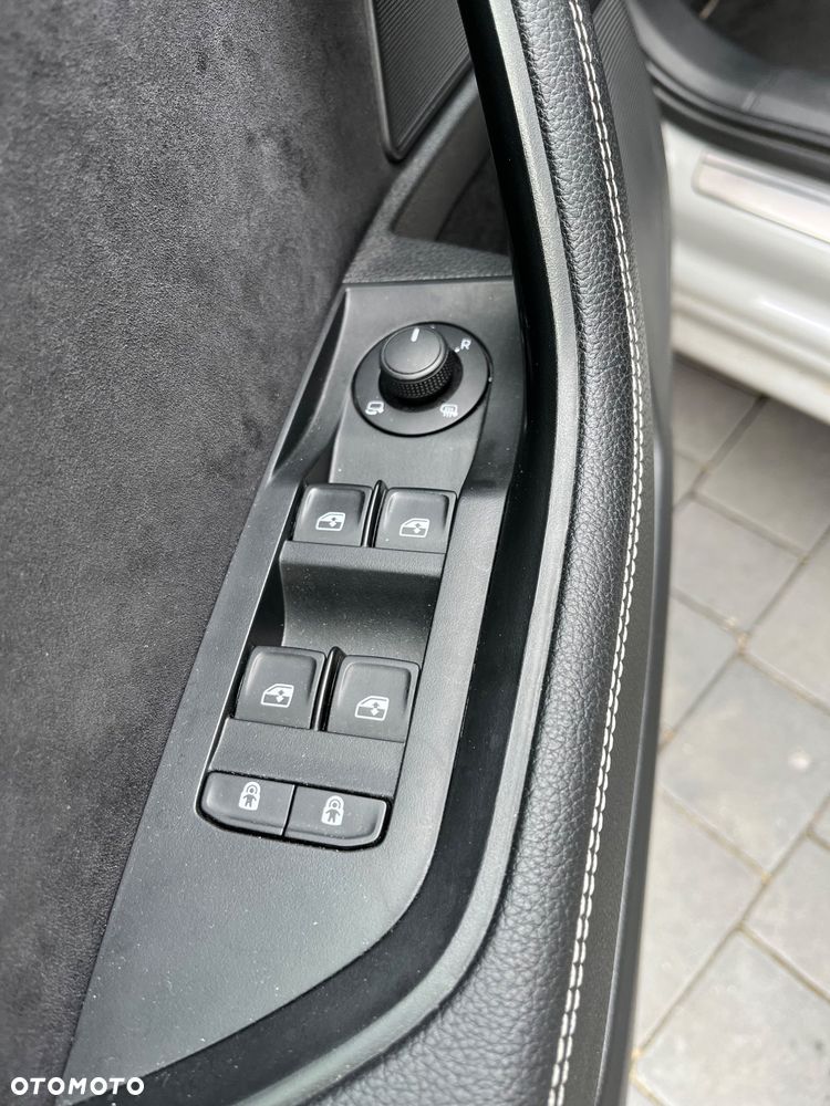 Skoda Superb 2.0 TDI 4x4 Sportline DSG - 22