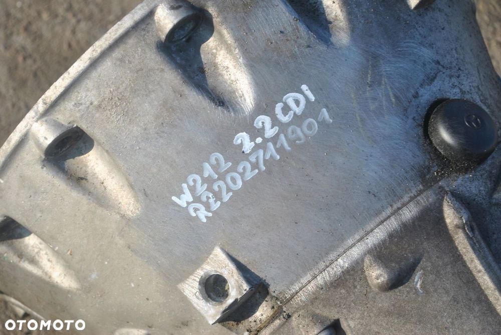 SKRZYNIA AUTOMATYCZNA BIEGÓW MERCEDES W212 2.2 CDI R2202711901 R2122710201 - 8