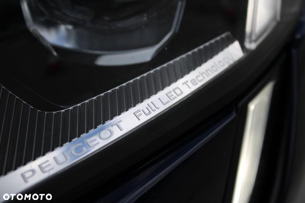 Peugeot 508 - 8