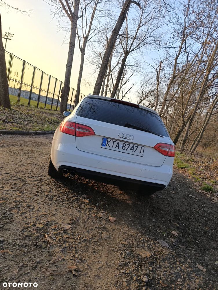 Audi A4 Avant 2.0 TDI - 12
