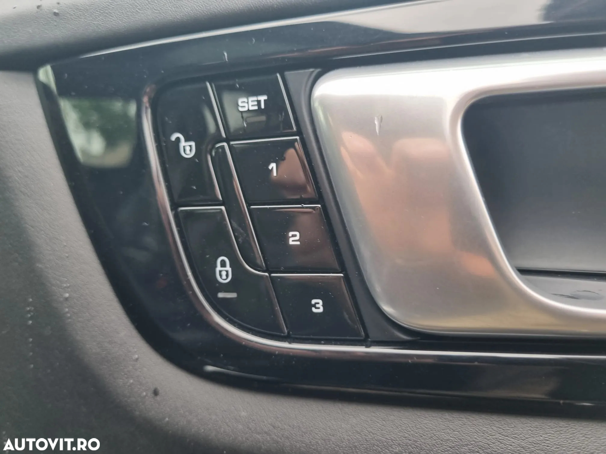 Porsche Cayenne S Tiptronic S Platinum Edition - 25