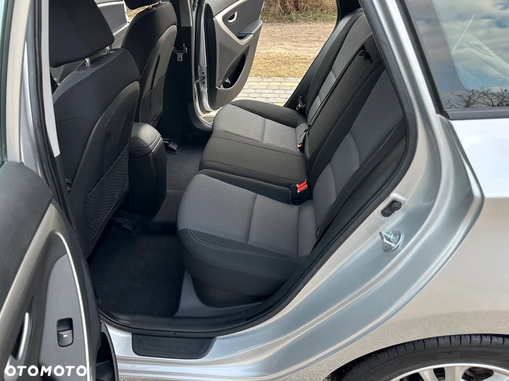 Hyundai i30 i30cw 1.6 CRDi Trend - 33