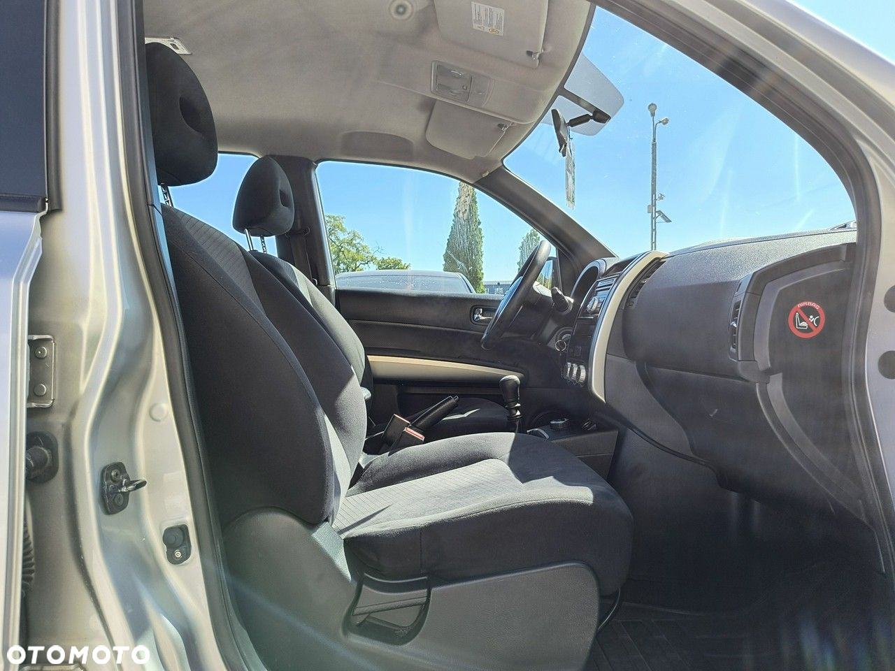 Nissan X-Trail - 16