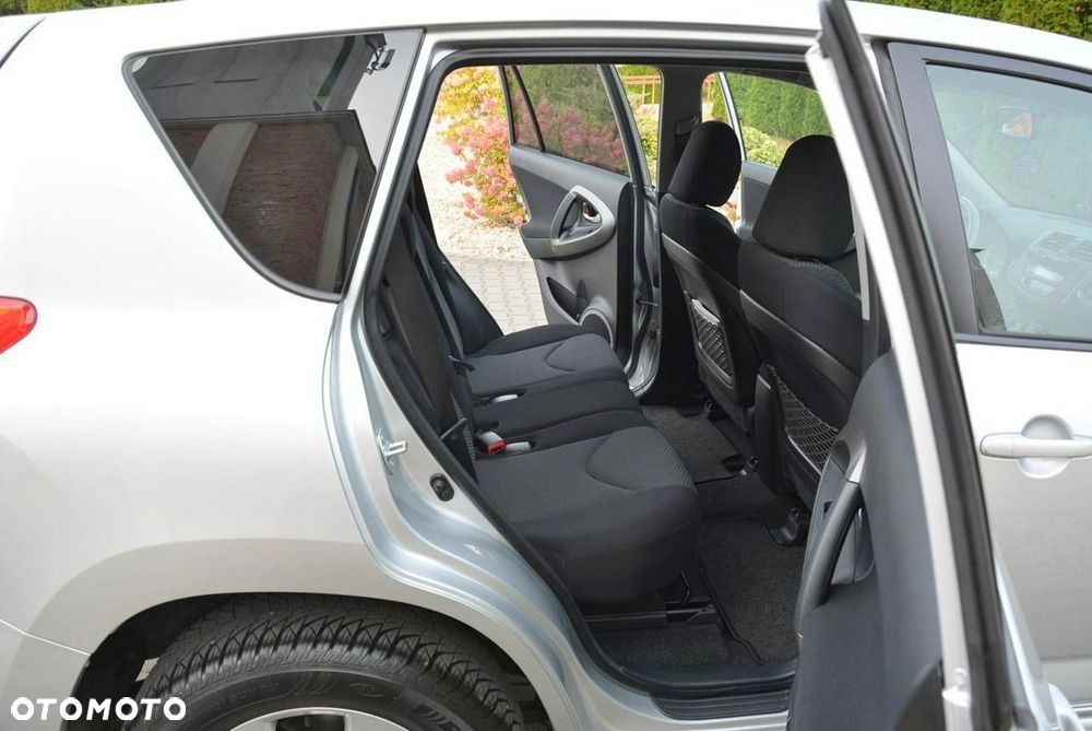 Toyota RAV4 2.0 VVT-i Sol - 15